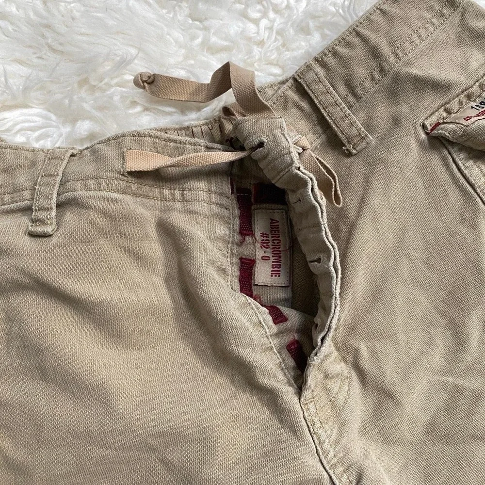 ABERCROMBIE & FITCH KHAKI TAN CARGO LOW RISE SHORTS 100% COTTON